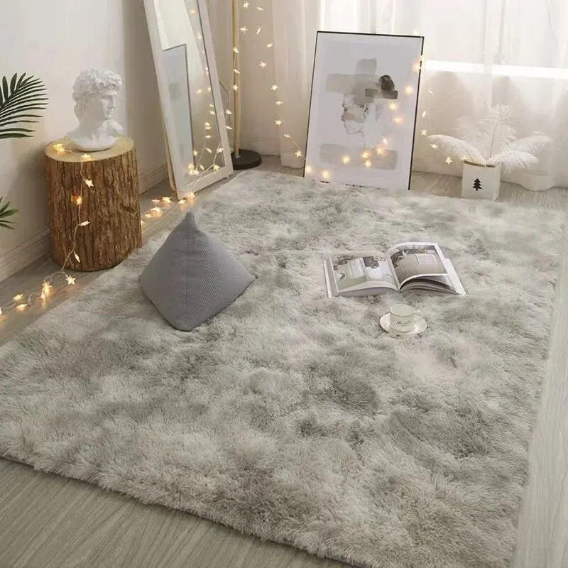 VIKAMA Silk Wool Rug